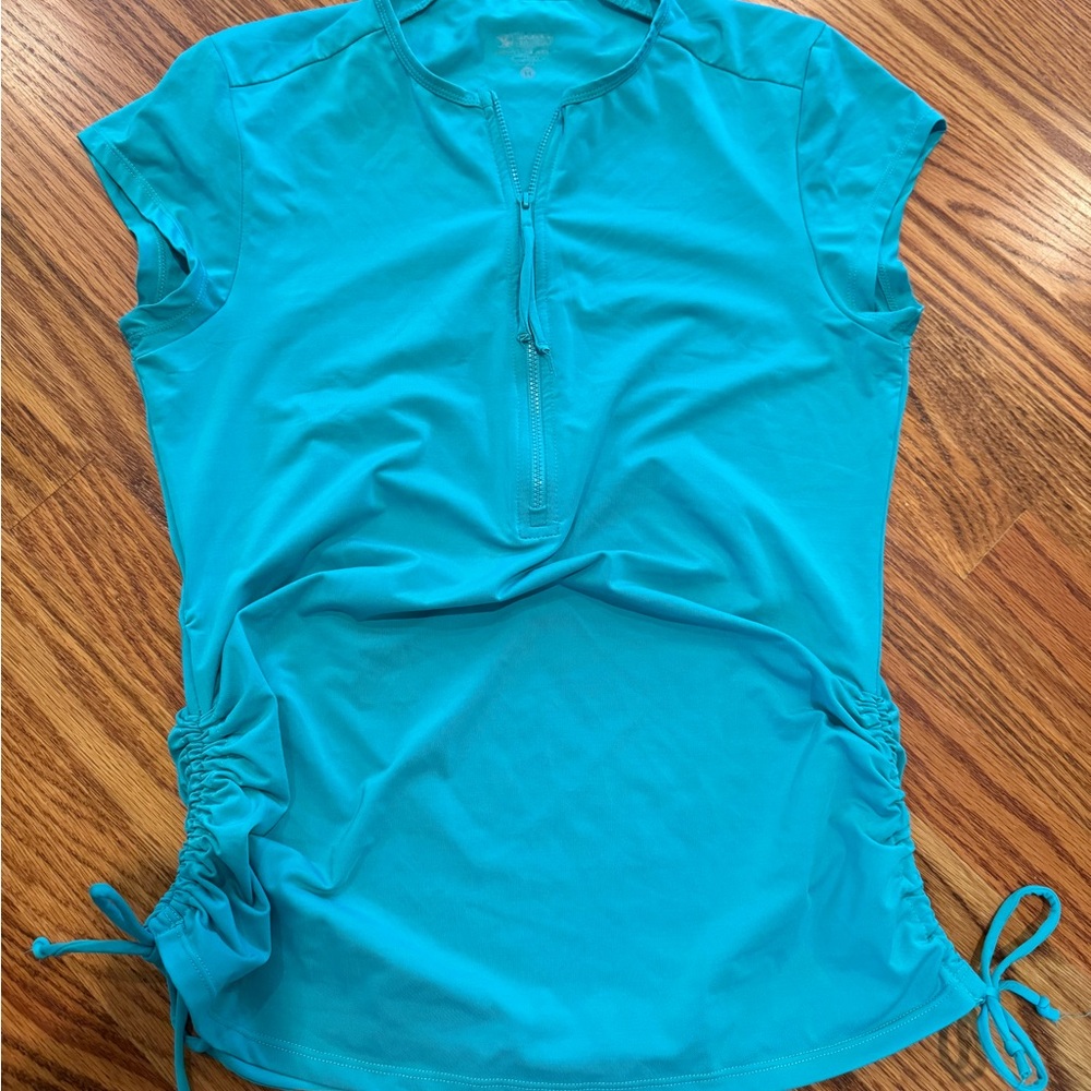 Carve designs rash guard